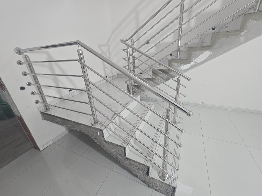 prohromske ograde obrenovac najbolja cena Prohromski gelenderi i ograde Obrenovac